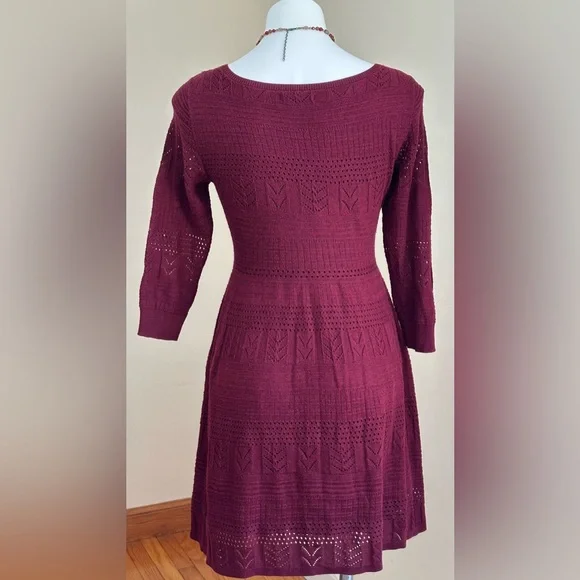 AEO American Eagle Outfitters 3/4 Sleeve, Burgundy, Knitted Dress Sz. L - Picture 2 of 14
